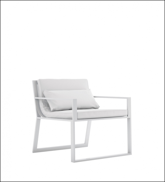 blau white armchair with arms product image 2 700x773 - Stuhl Blau - Gandia Blasco