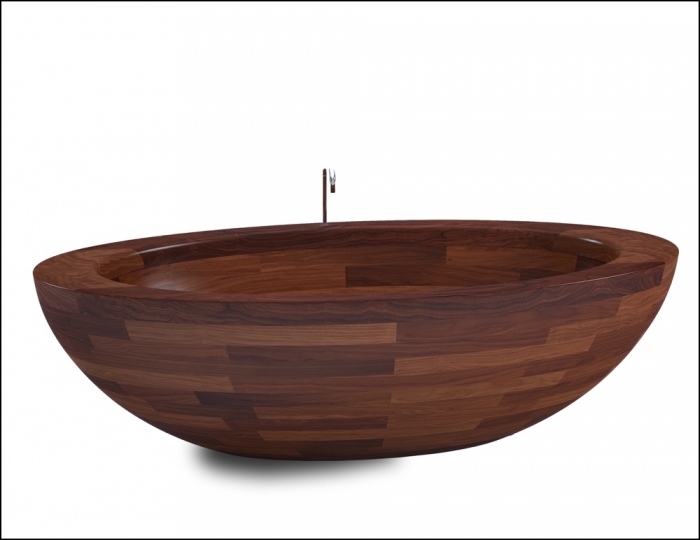 final1 post1 700x540 - Freistehende Vollholzbadewanne Baula -  Unique Wood Design