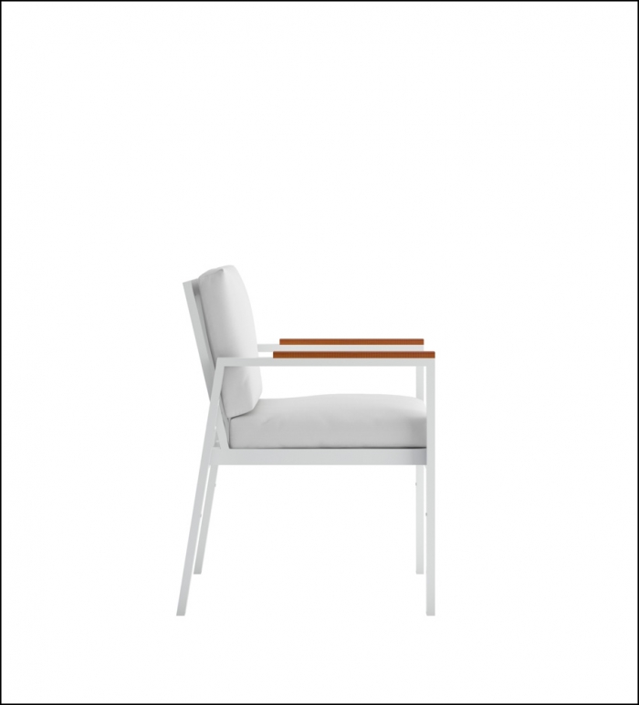 timeless dining armchair white 2 700x773 - Stuhl Timeless - Gandia Blasco